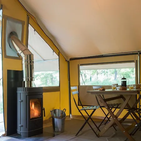 Huttopia La Claree Val-des-Prés Quarto foto